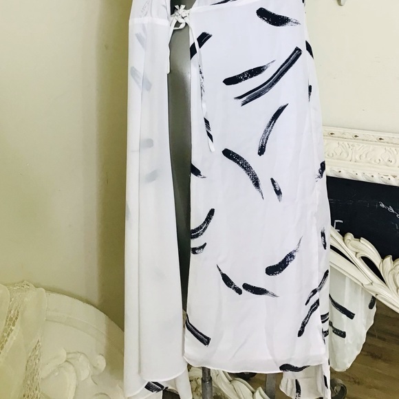Joie Silk Wrap Dress NWOT - Picture 7 of 12